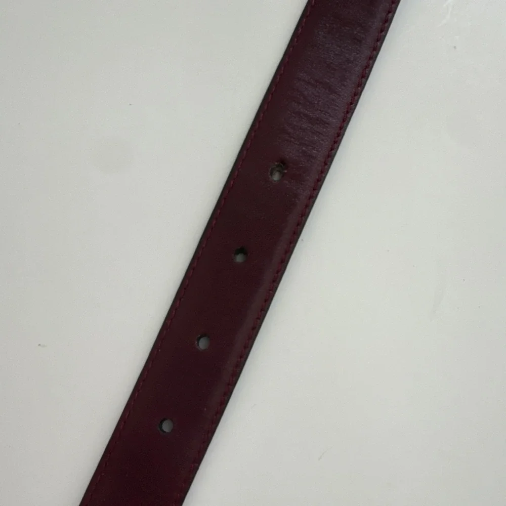 Gucci Reversible Leather Belt GG Gold Buckle Green Burgundy 36 036-0901-1121